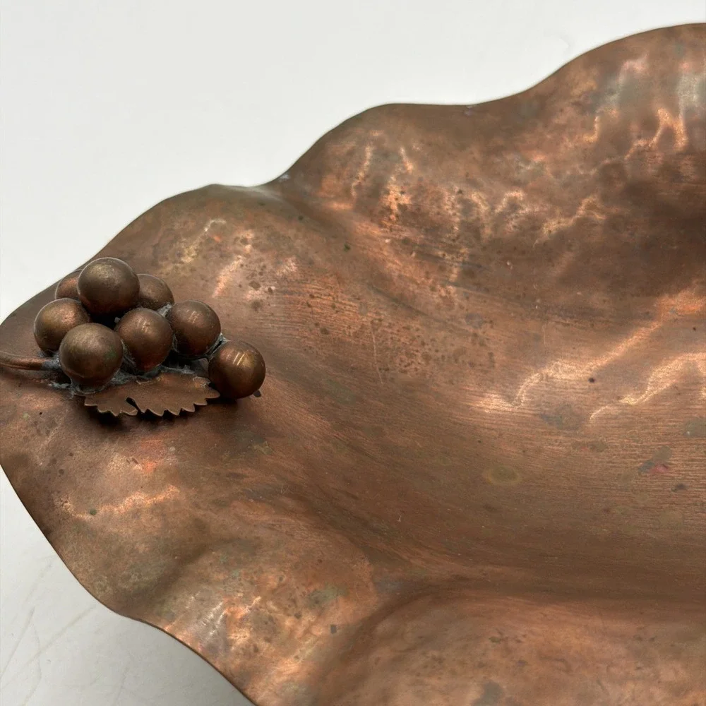Rare Vintage MCM Copper Brass GRAPES Footed Brass Feet Console Bowl 11 3/4